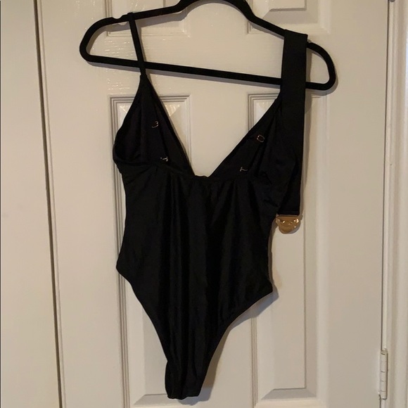 NWT JLUXLABEL Black Aquarius Gold Belted Swimsuit - Picture 8 of 9